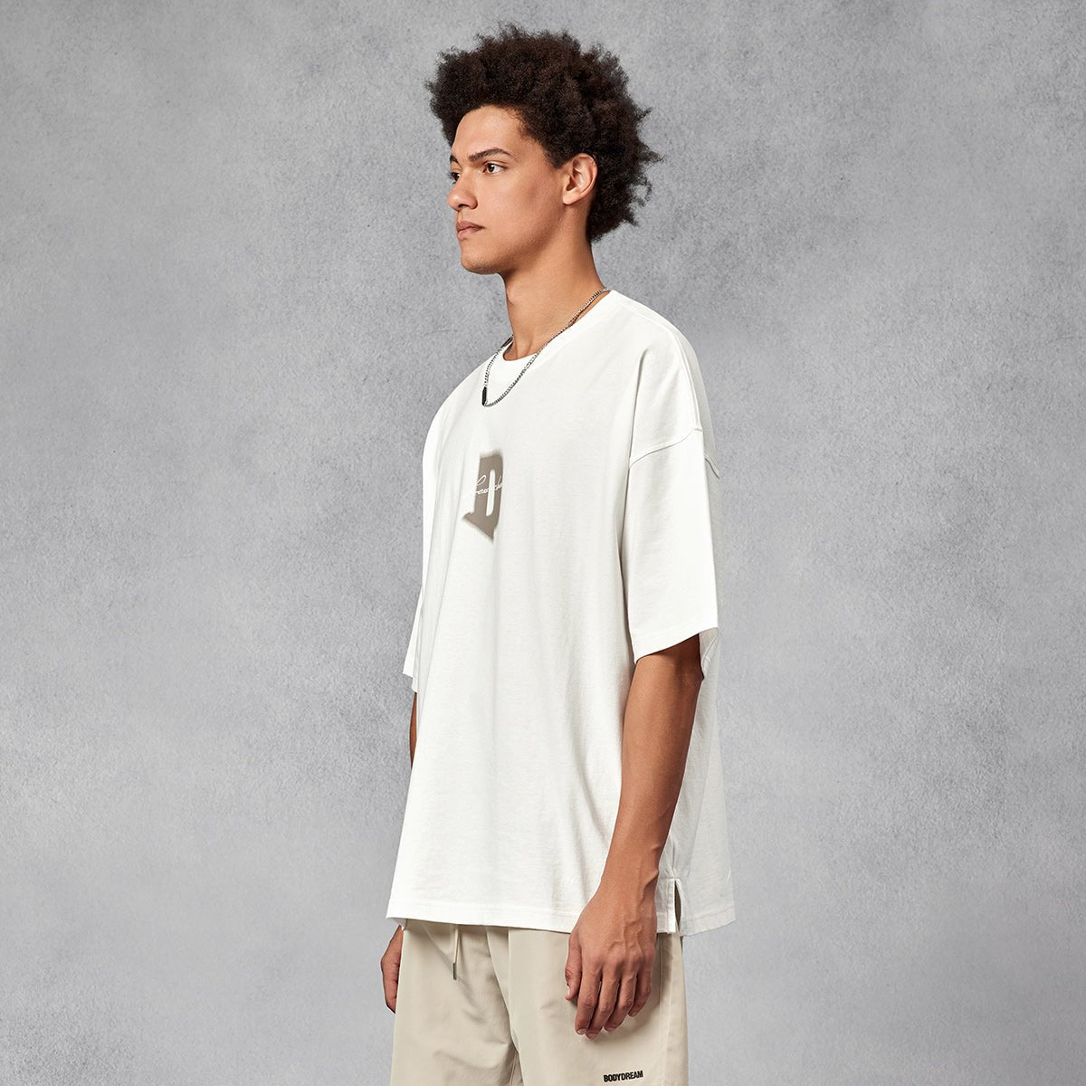 Less Classic Logo print Relaxed Fit White Tee   0cm