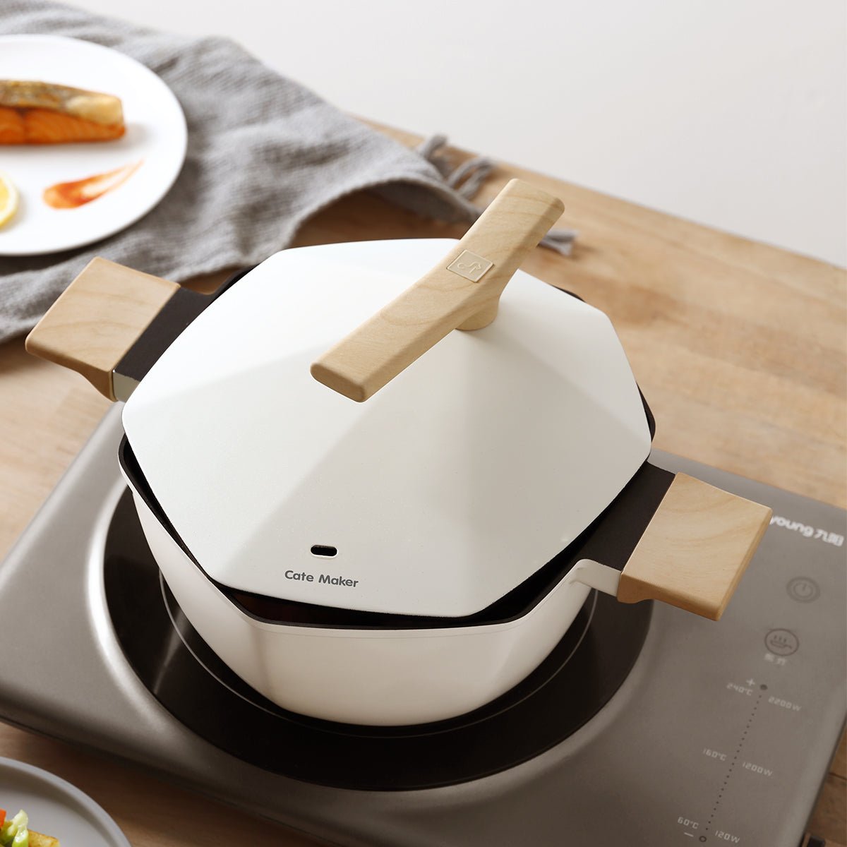 Maple Leaf 24cm White Non stick Soup Pot   0cm