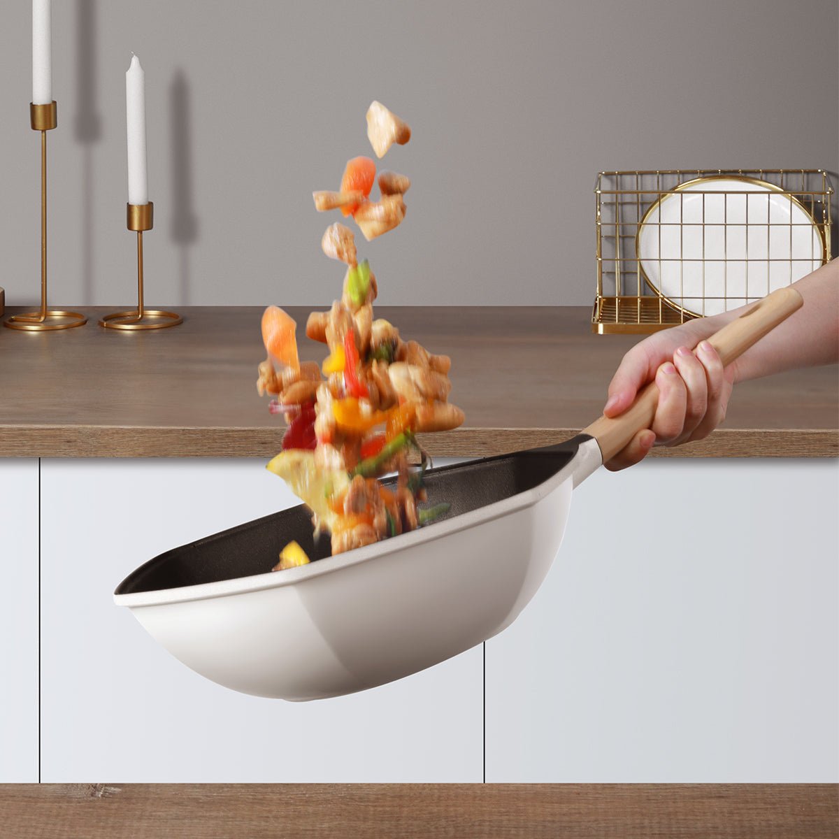 Maple Leaf 28cm White Non stick Wok Pan   0cm