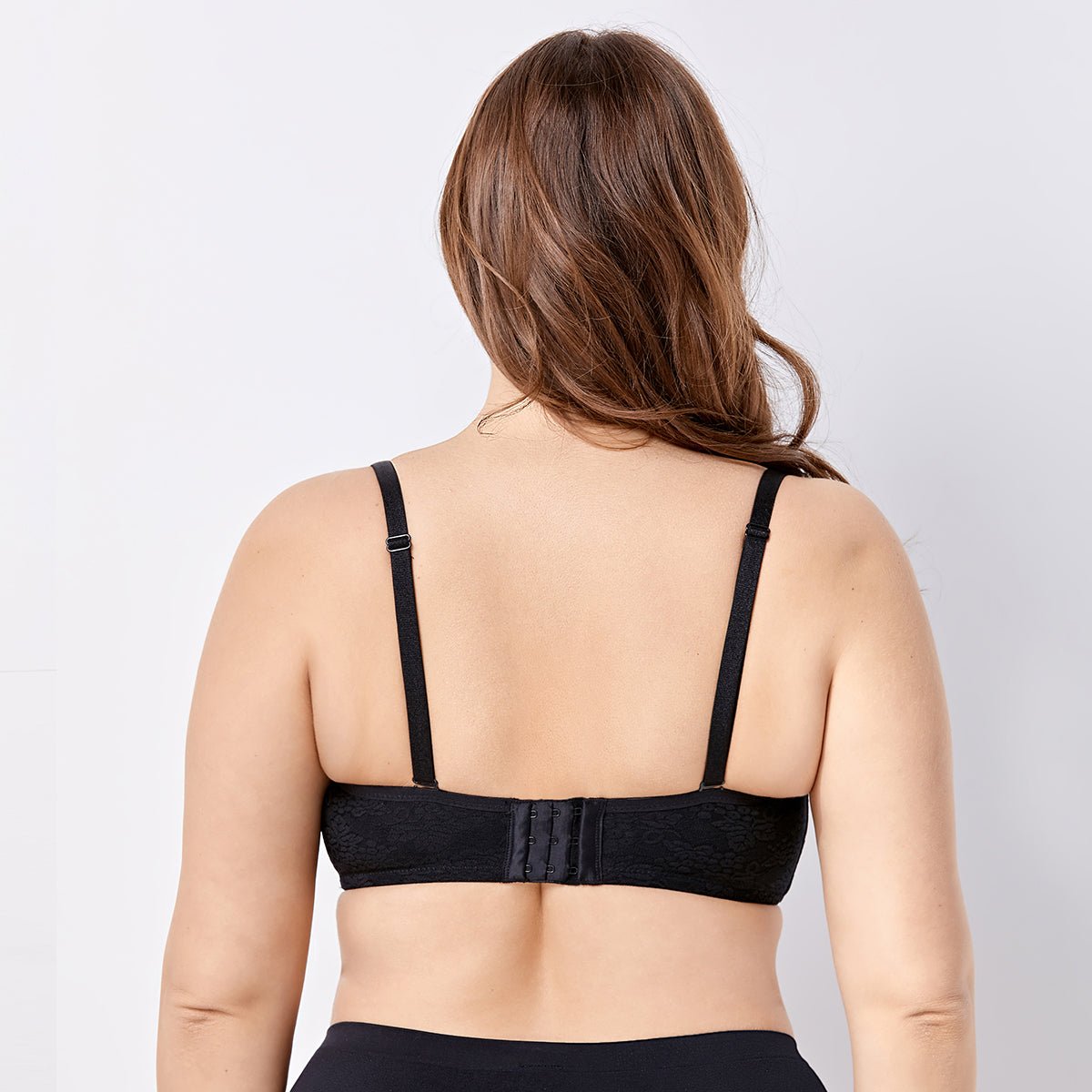 Maximum Support Underwire Side Seam Black Bra   0cm