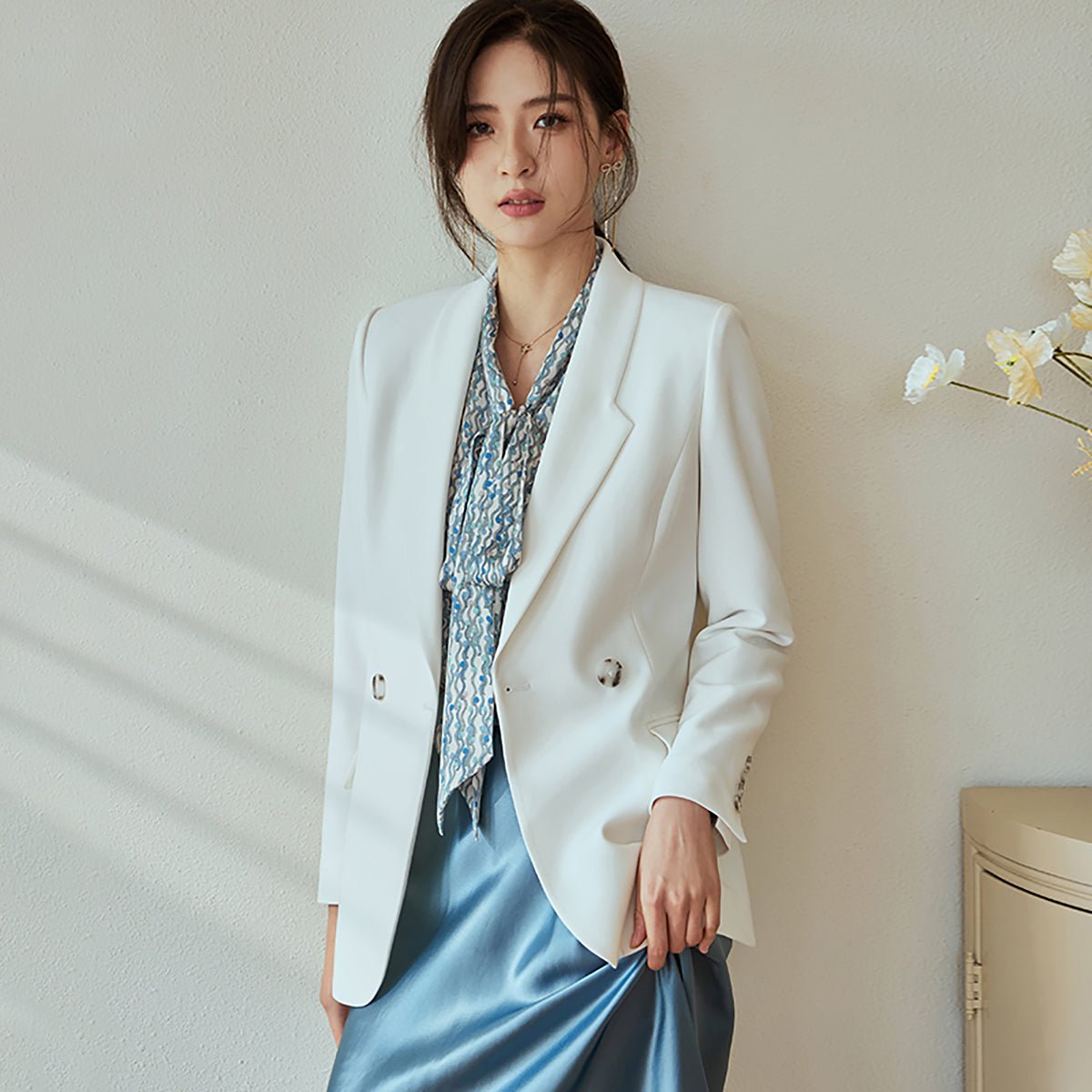 Must Have White Tailored Blazer   0cm