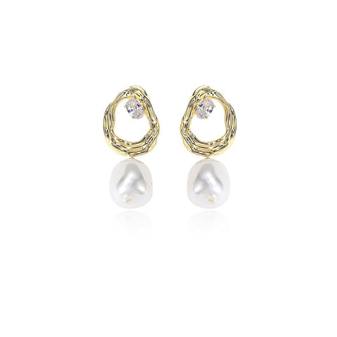 Nadia Bramble Pearl Gold Earrings