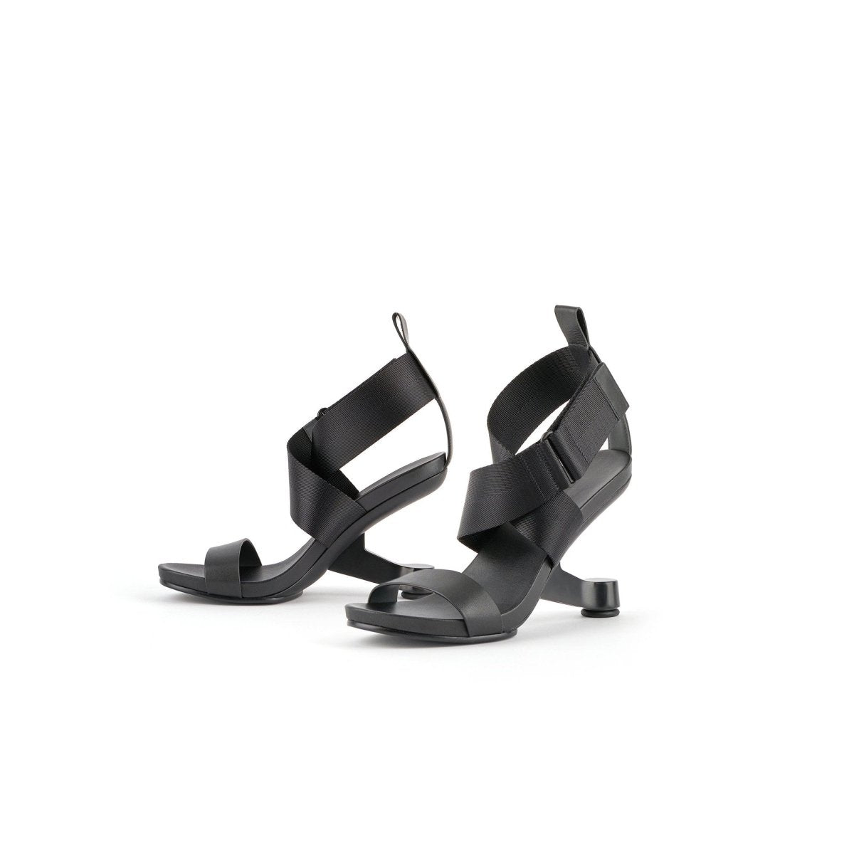 Ninon Strange Heel Black Sandals - 0cm