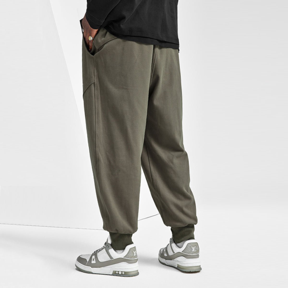Raised-seam Heavyweight Drawstring-waist Brown Sweatpants - 0cm