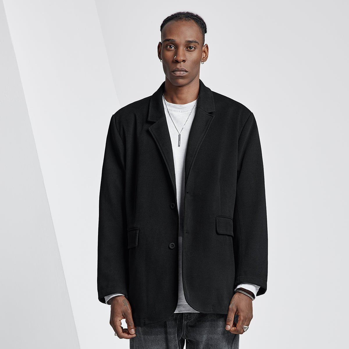 Relaxed Single breasted Black Blazer   0cm