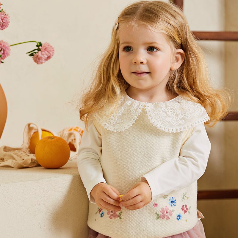 Scallop Edged Flower Embroidery Girl Beige Knitted Vest   0cm