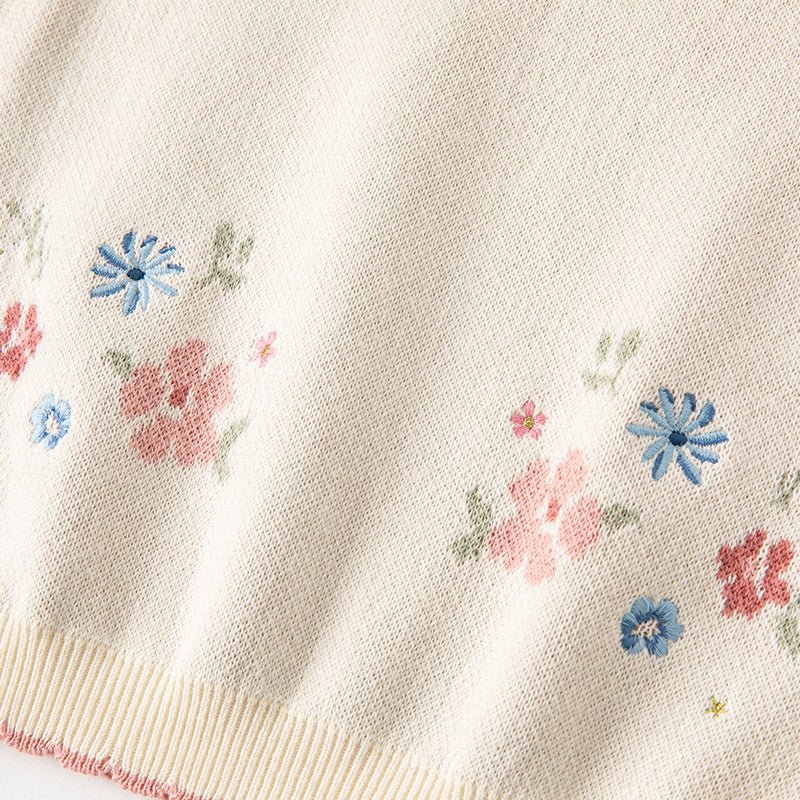 Scallop Edged Flower Embroidery Girl Beige Knitted Vest   0cm