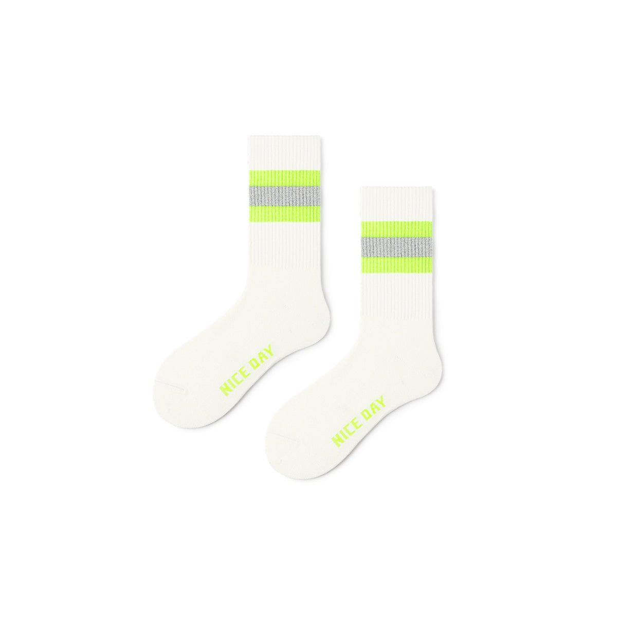 Starry Sky Fluorescent All season Men White Sports Crew Socks   0cm