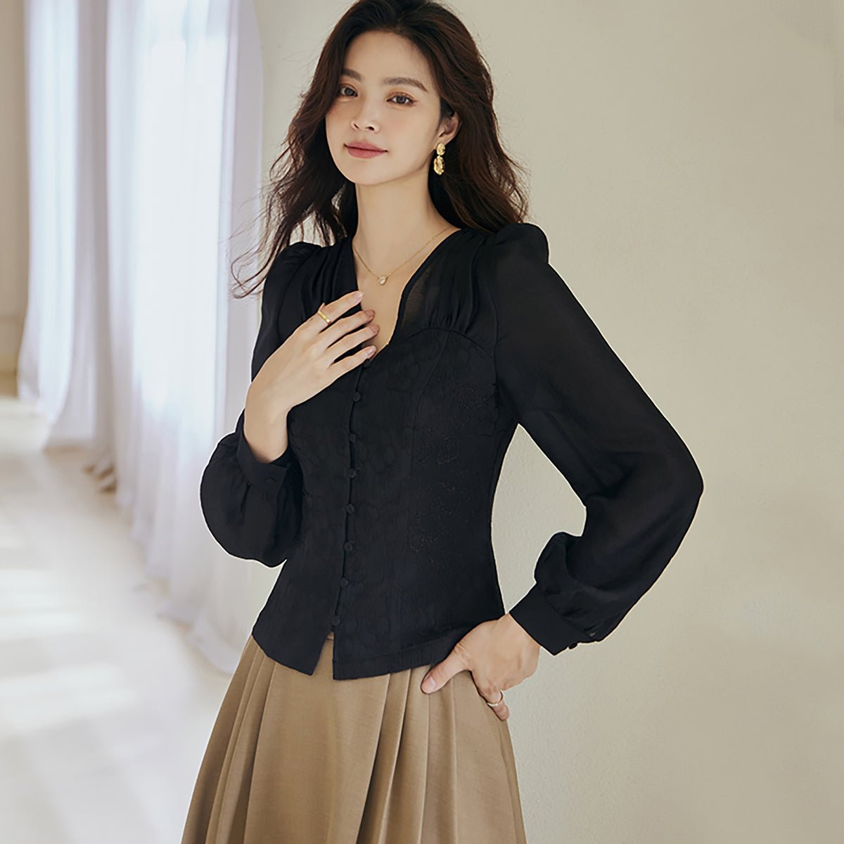 Stylish Black Puff Sleeve Top   0cm
