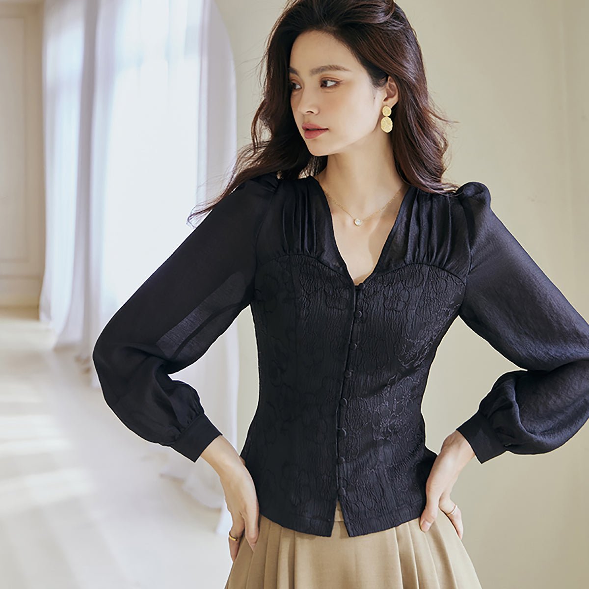 Stylish Black Puff Sleeve Top   0cm