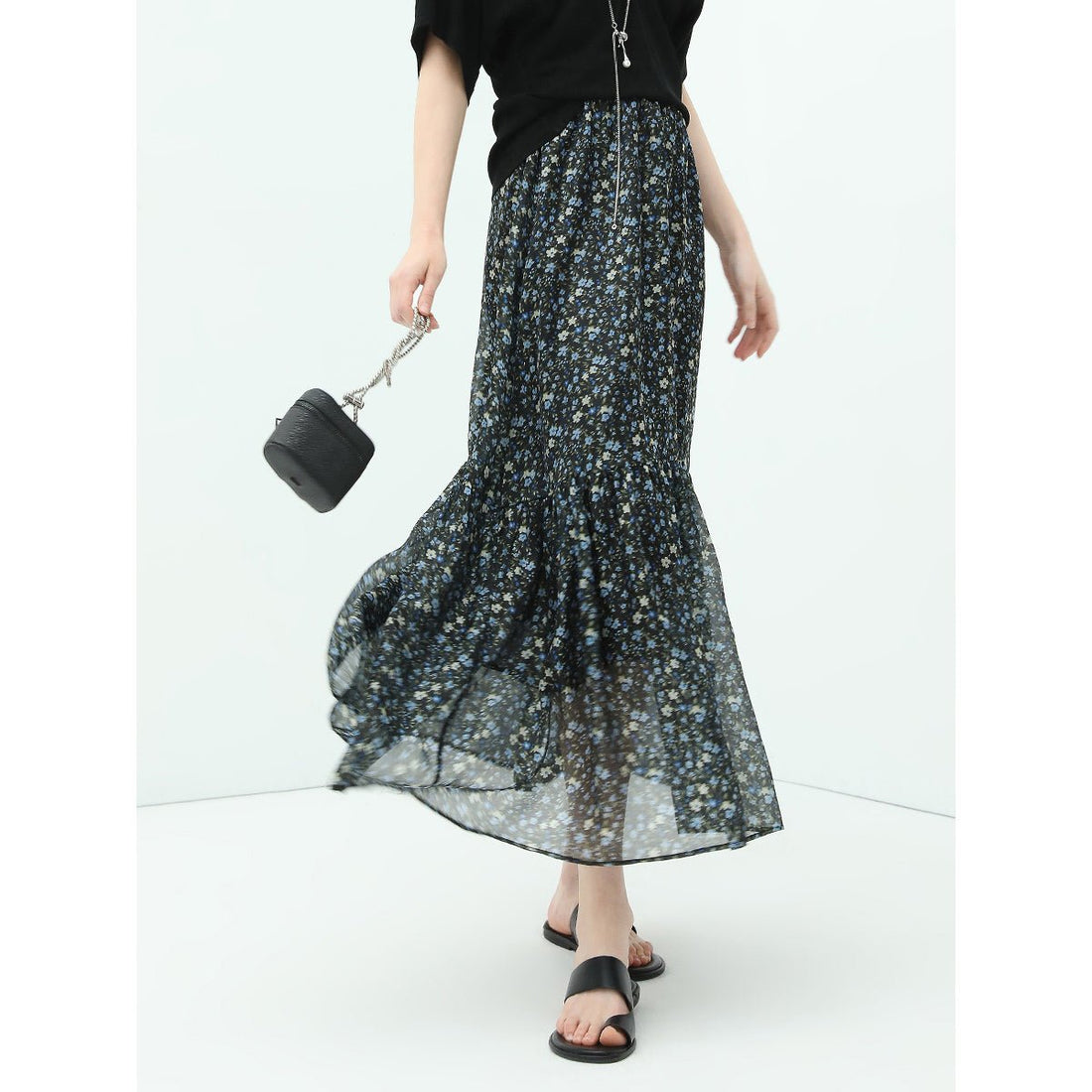 Summer Garden A-line Pleated Floral Black Midi Skirt - 0cm