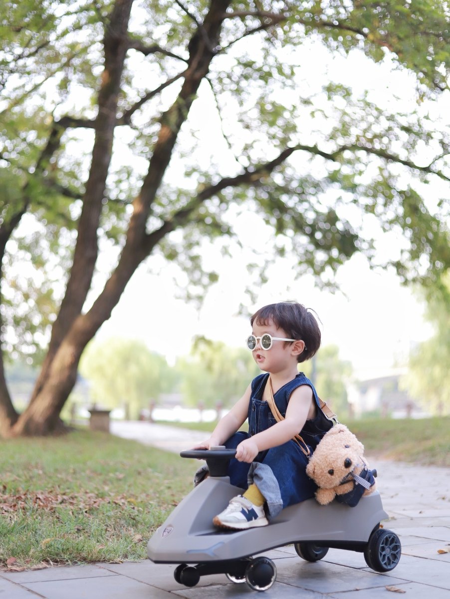 Super Racing 2 4Yrs Charcoal Swing Car With Music   0cm