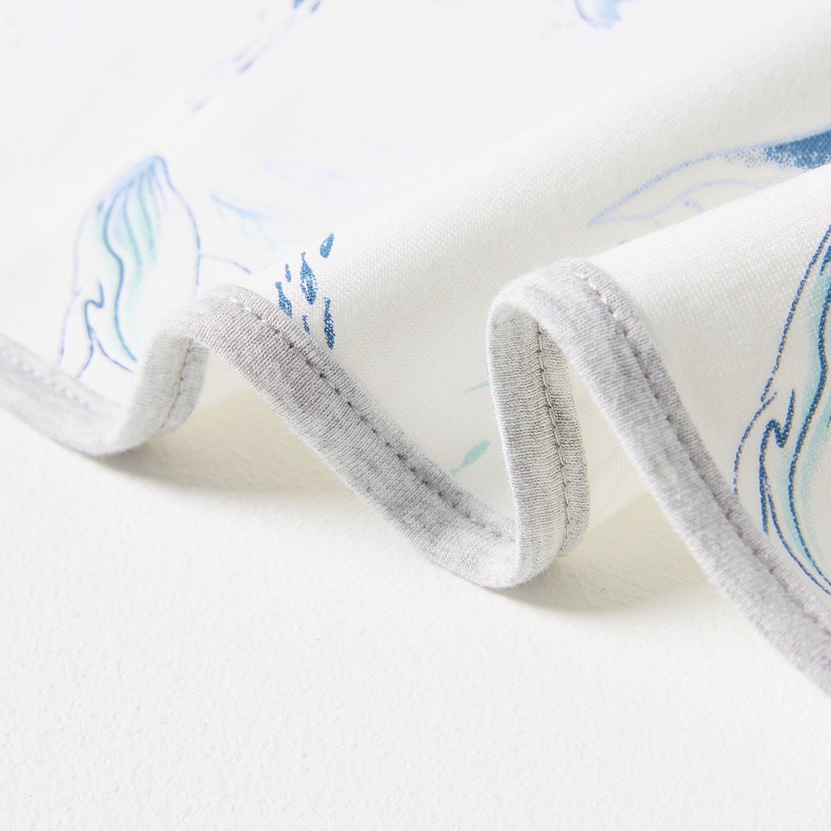 Swimming Whale Waterproof Baby White Changing Mat   0cm