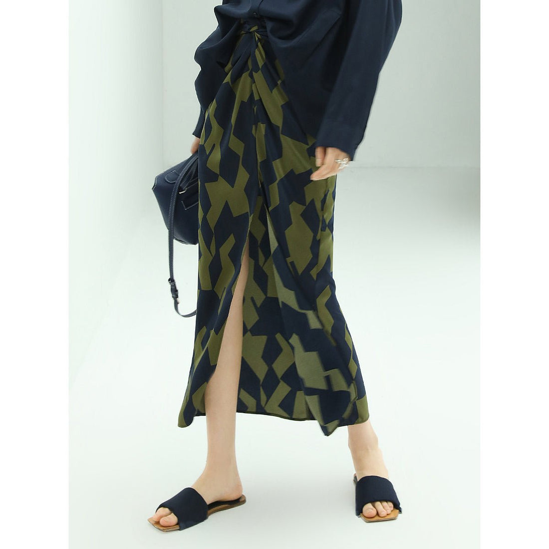 Twisted-waist Floral Geometric Slit Satin Green Midi Skirt - 0cm